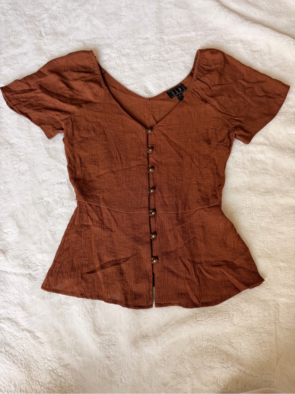 Women’s Rust Brown Button-Front Peplum Top